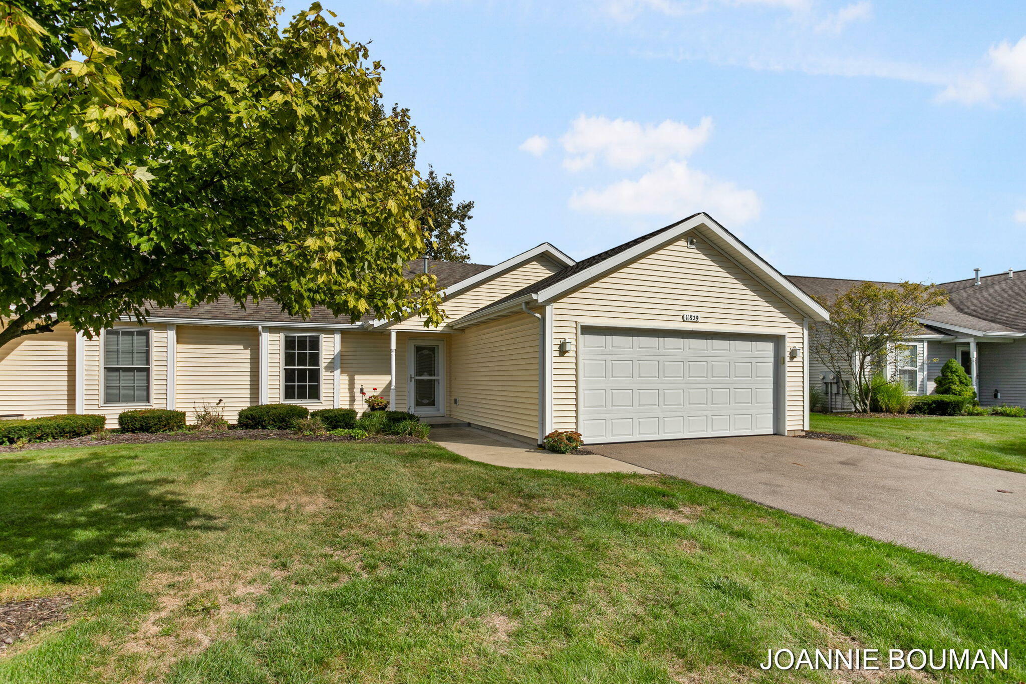 11829 Willow Wood North  Holland MI 49424 photo