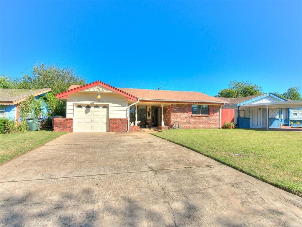Property Photo:  3301 Beechwood Drive  OK 73115 