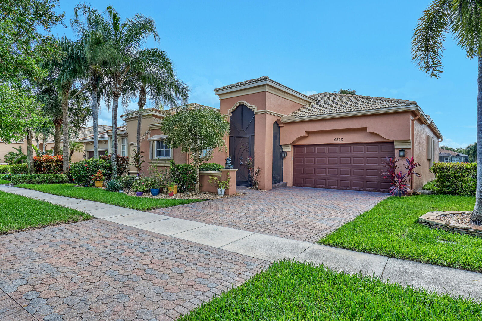 Property Photo:  9568 Via Elegante  FL 33411 
