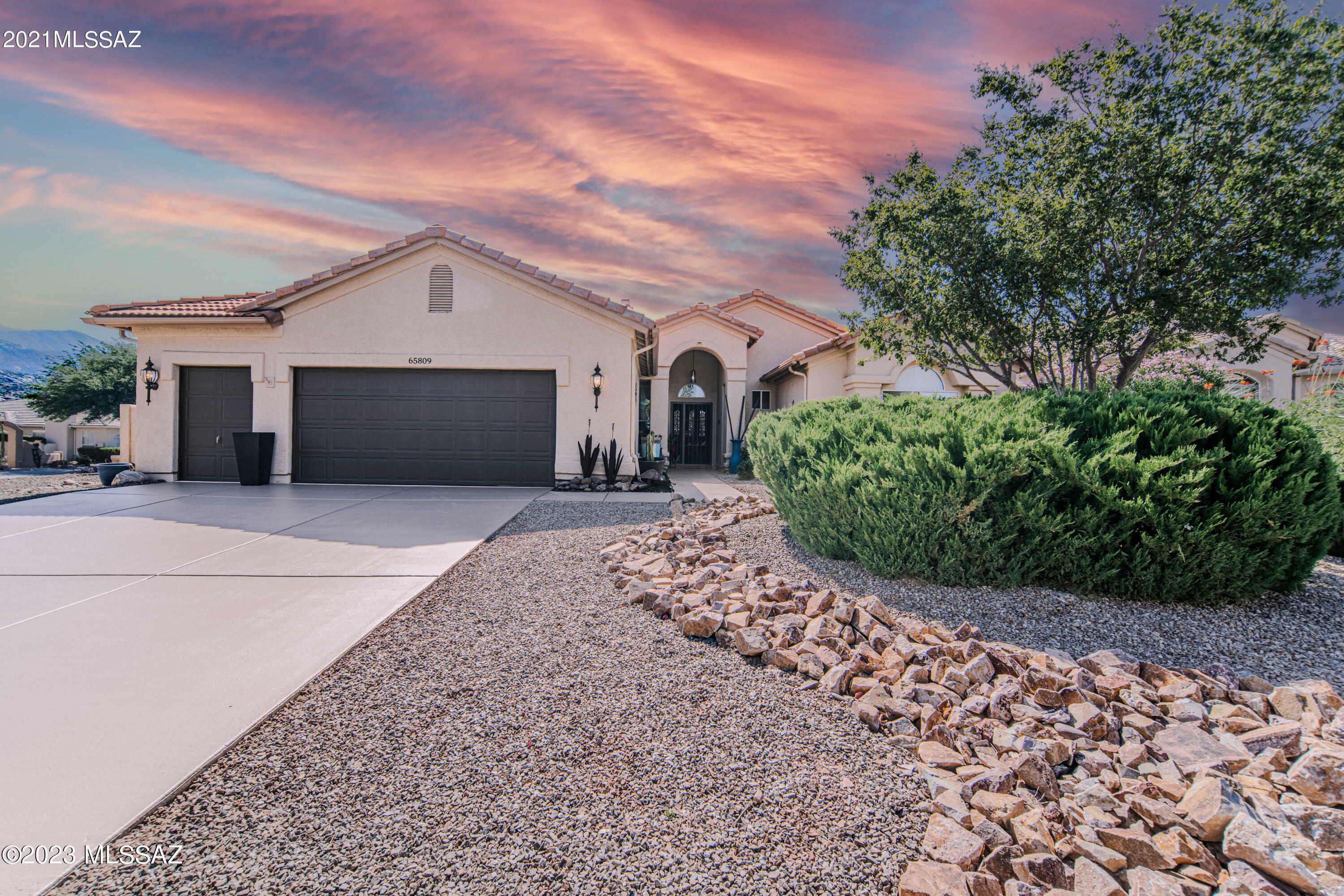 Property Photo:  65809 E Rolling Hills Drive  AZ 85739 