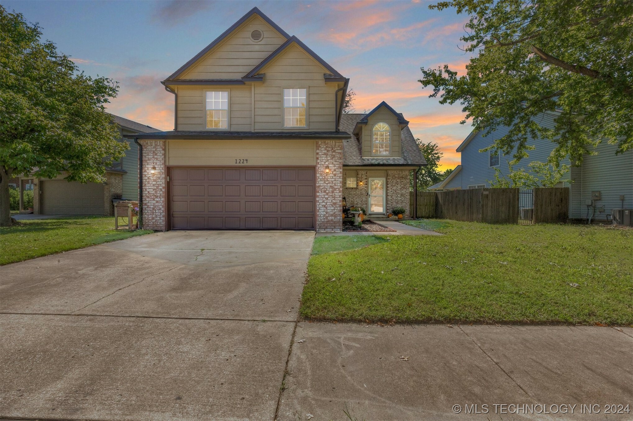 Property Photo:  1224 W 112th Drive S  OK 74037 