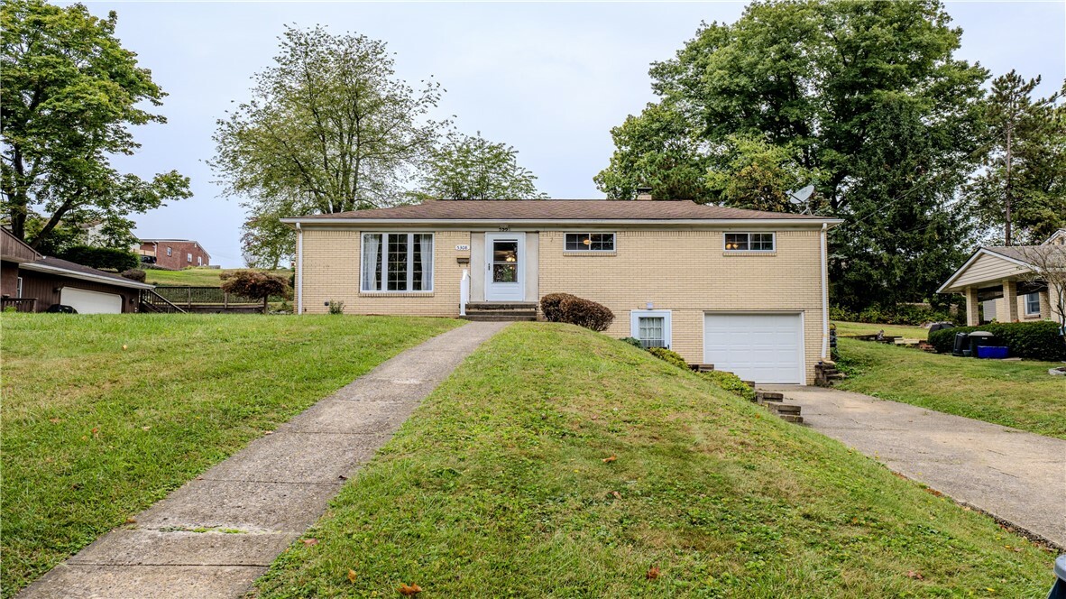 Property Photo:  5308 Clearview Ave  PA 15001 