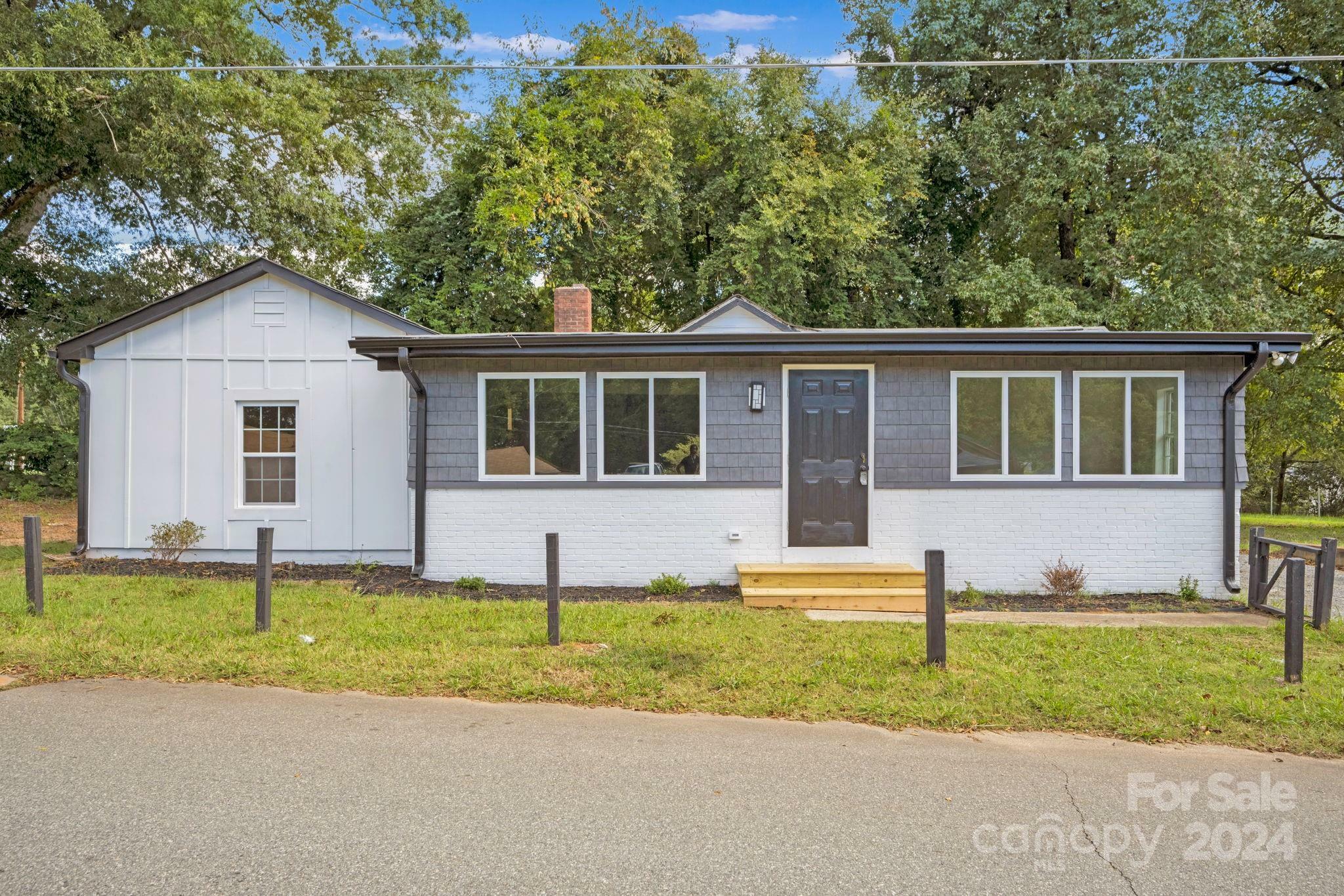 Property Photo:  123 Market Road  NC 28115 