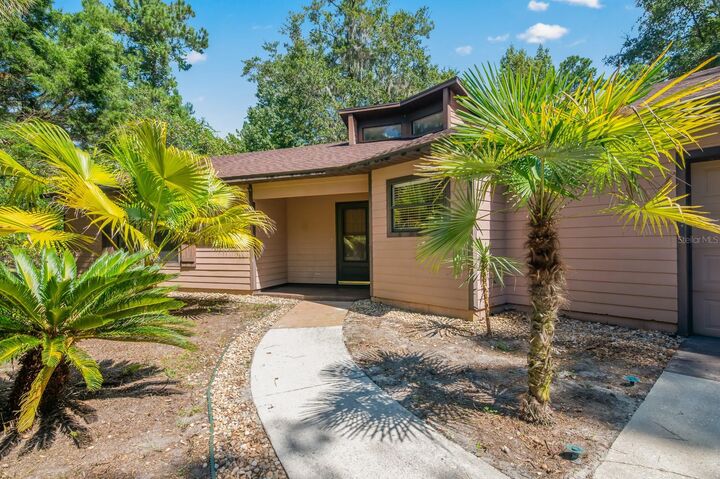 Property Photo: 11311 NE 211th Terrace FL 32694