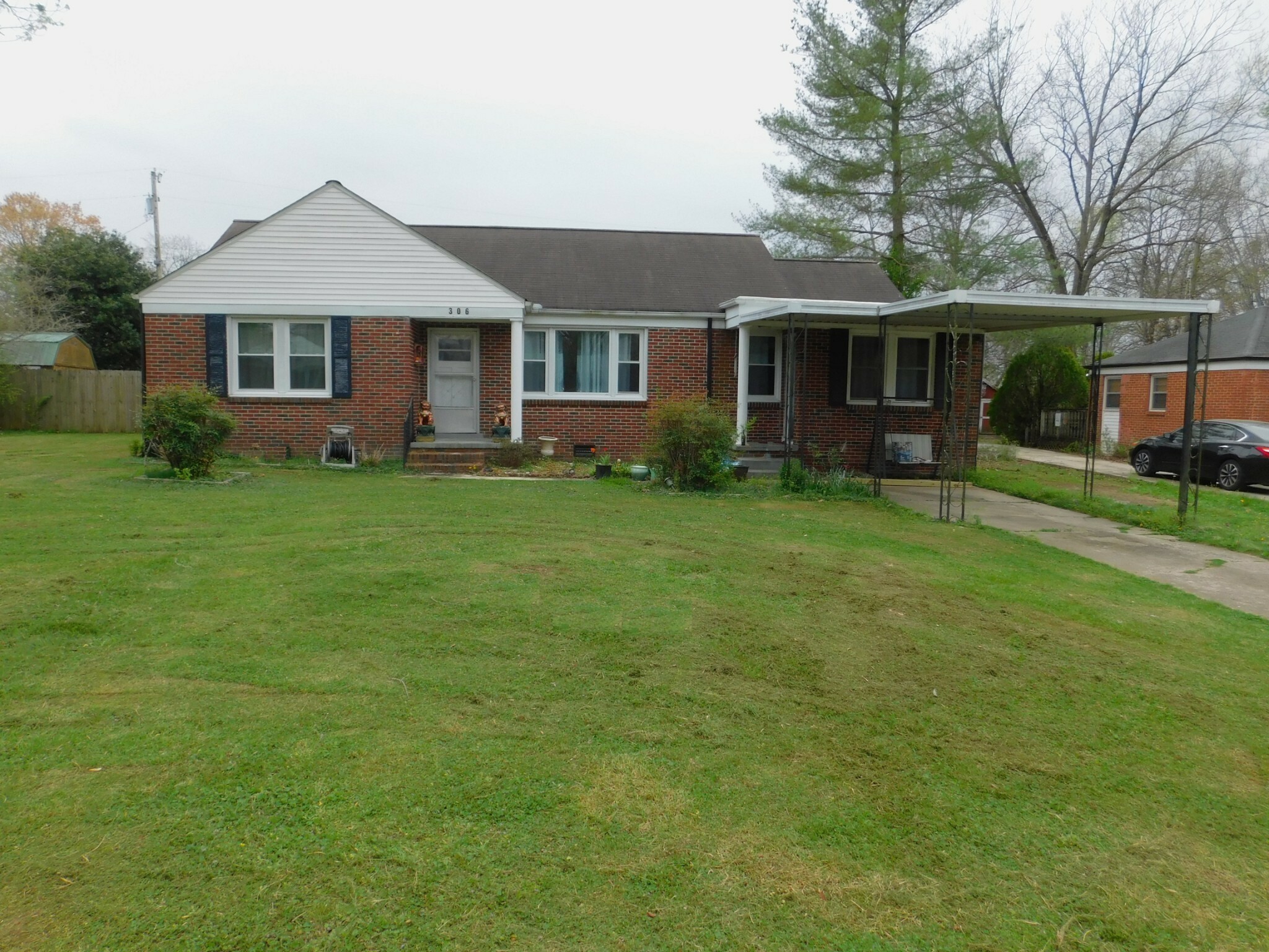 Property Photo:  306 Druid Ln  TN 37388 