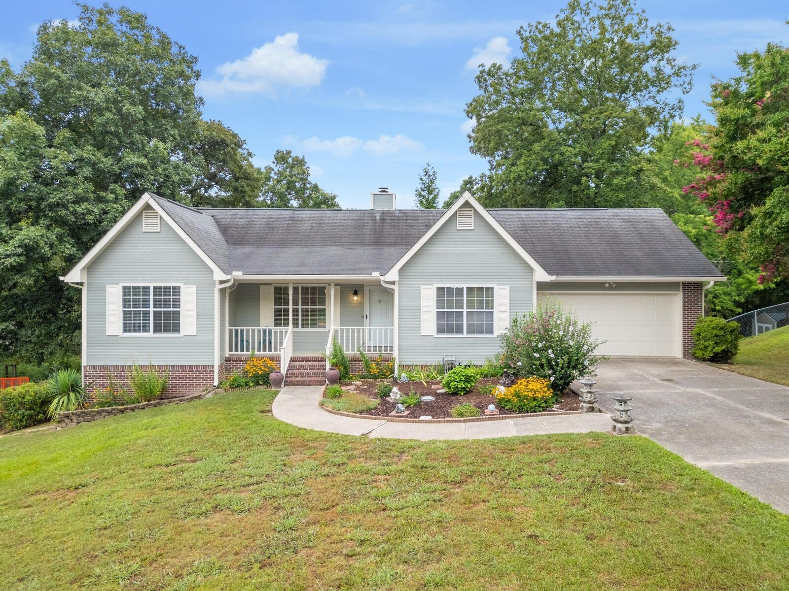 Property Photo: 6015 Parsons Pond Drive TN 37363
