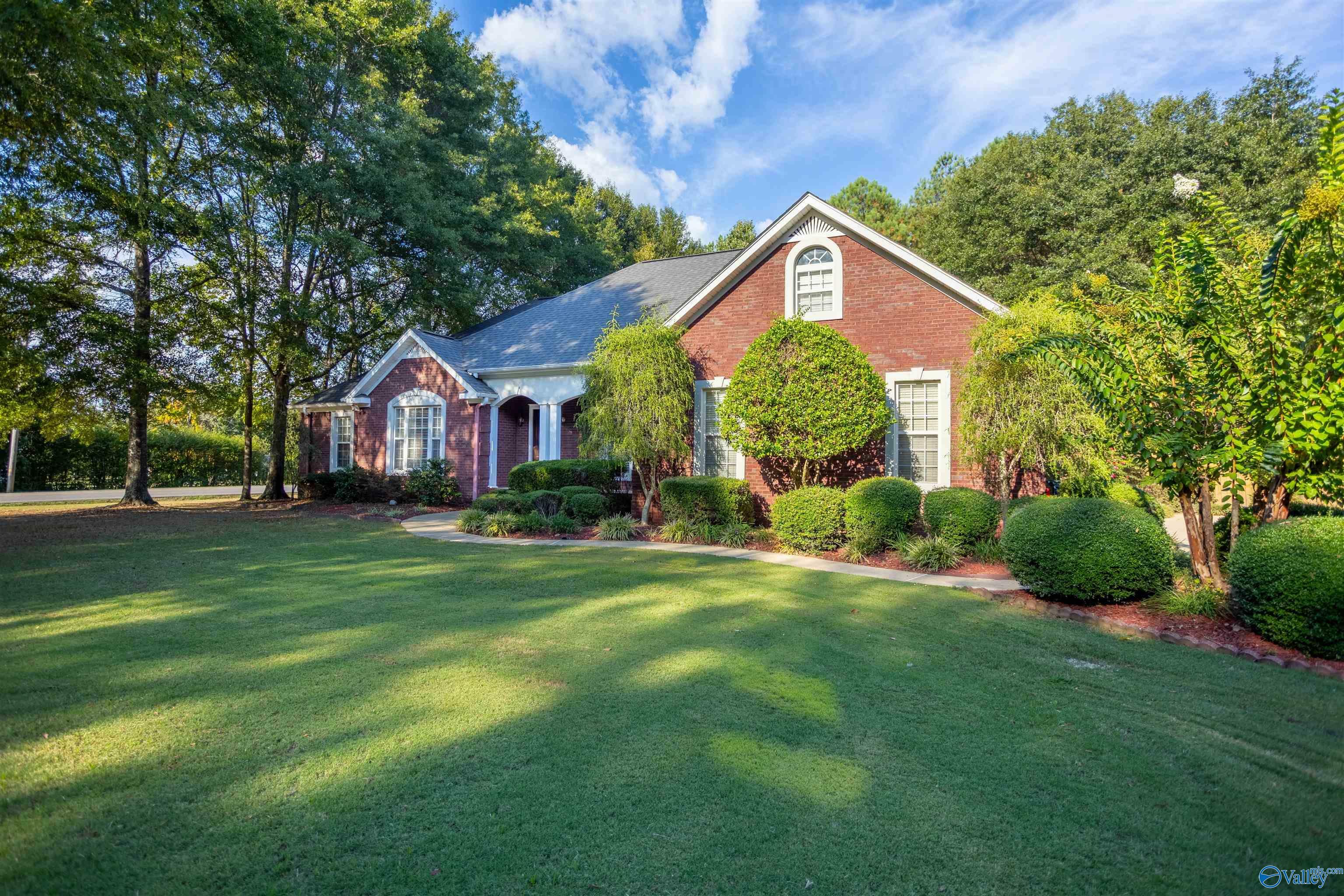 Property Photo:  101 Sweetwater Lane  AL 35906 