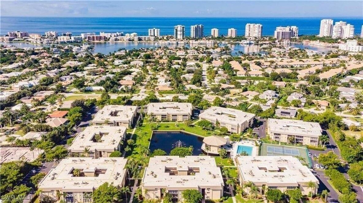 Property Photo:  788 Park Shore Drive B27  FL 34103 
