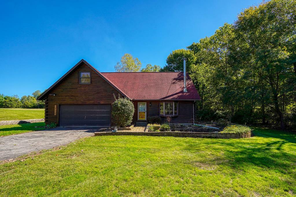 Property Photo:  21582 Winstead Road  OH 43113 