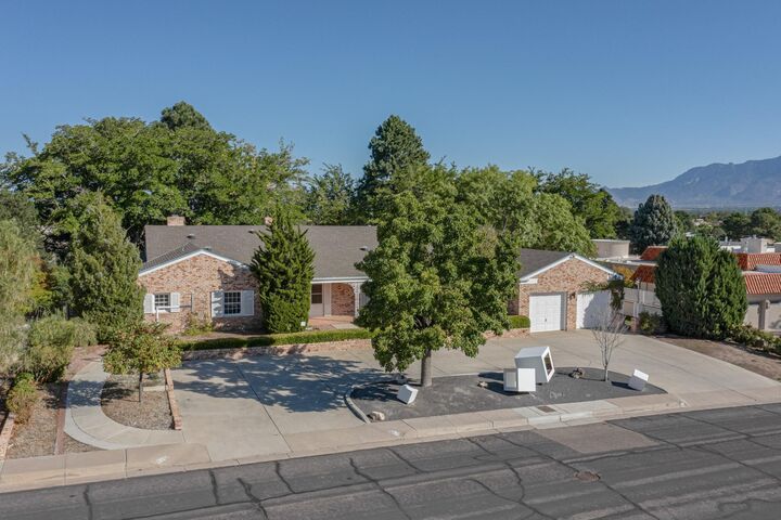 Property Photo: 4401 Altura Avenue NE NM 87110