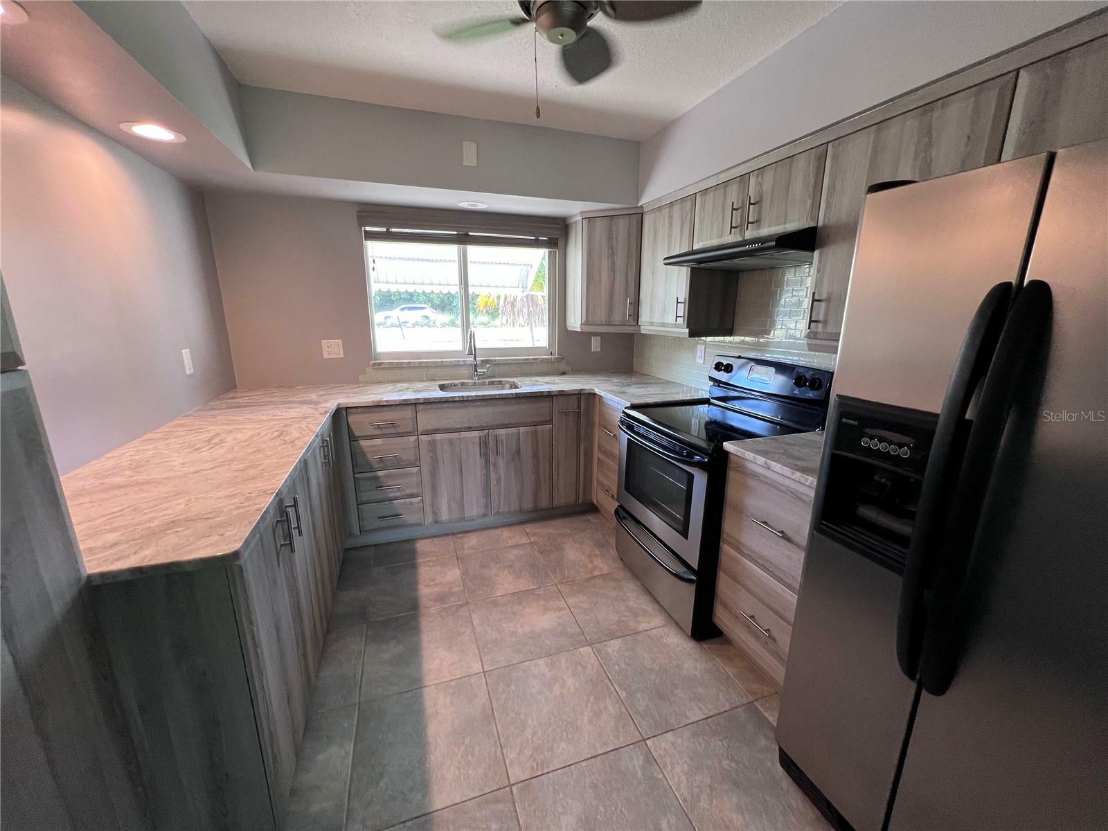 Property Photo:  20430 Edgewater Drive  FL 33952 