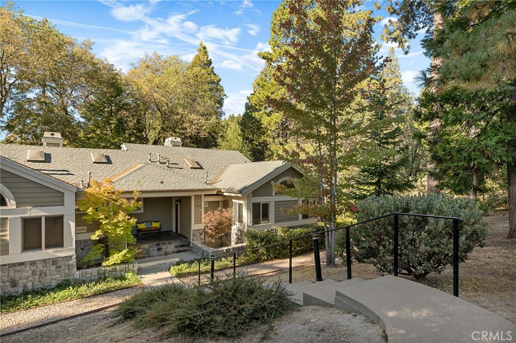 Property Photo: 27115 Sugar Pine Drive CA 92352