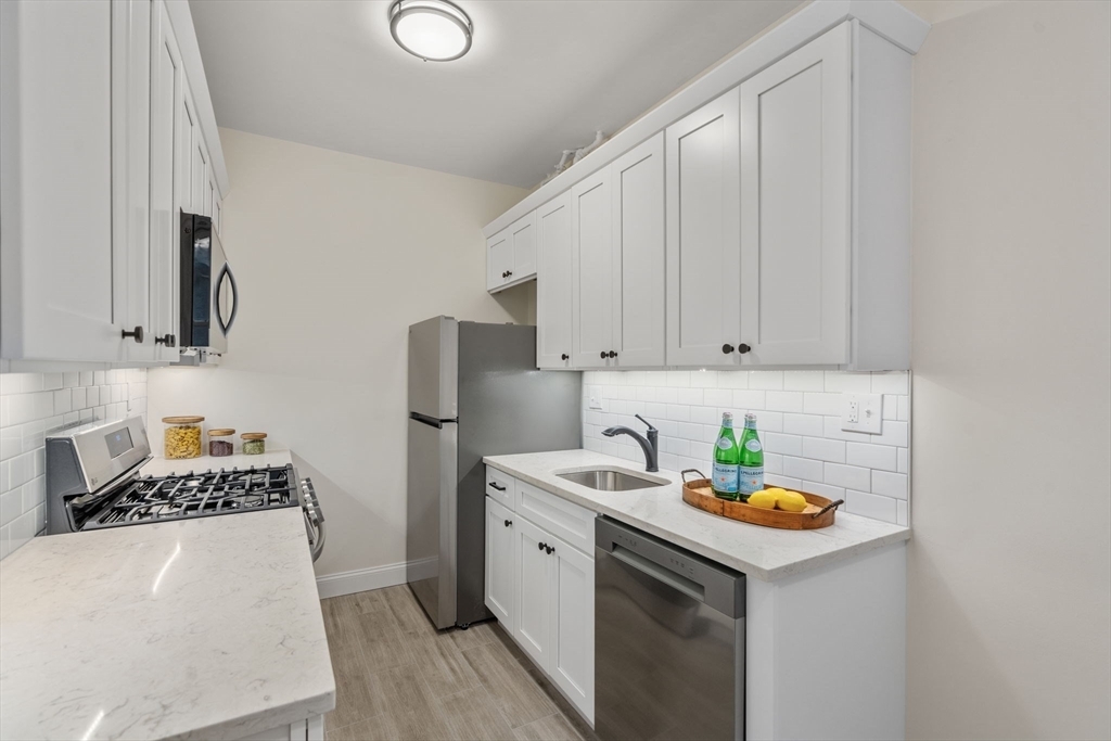 Property Photo:  850 Massachusetts Ave 1  MA 02139 