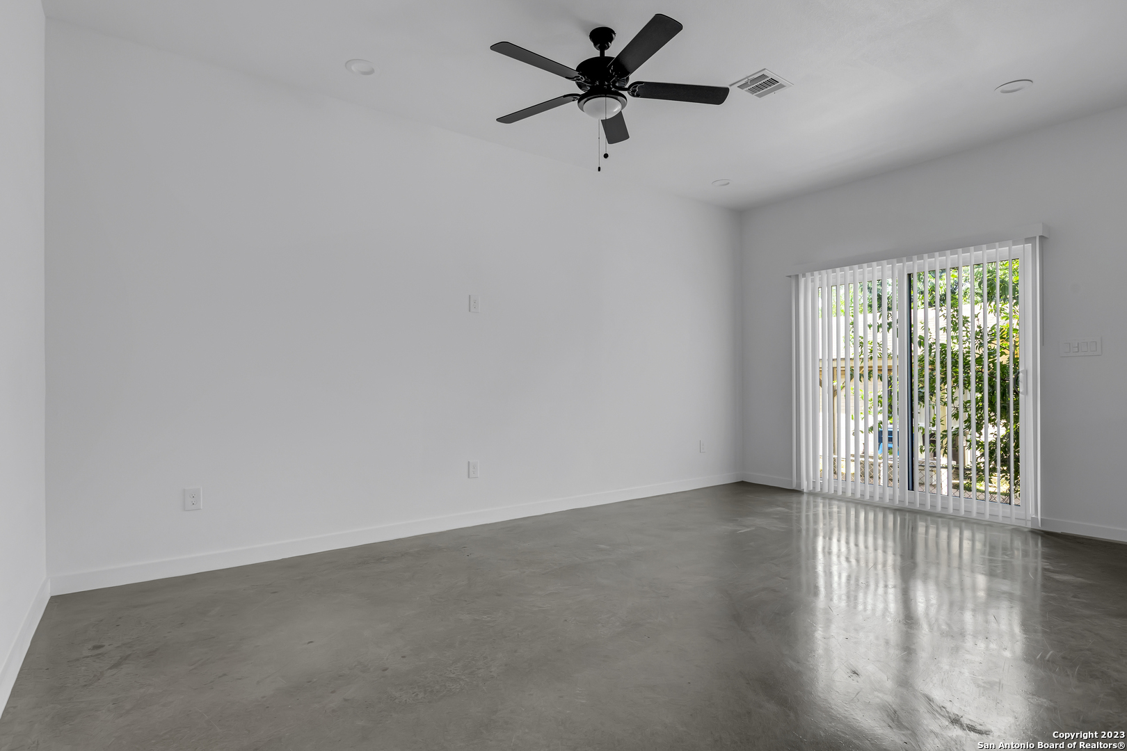 Property Photo:  927 Piedmont Ave  TX 78210 