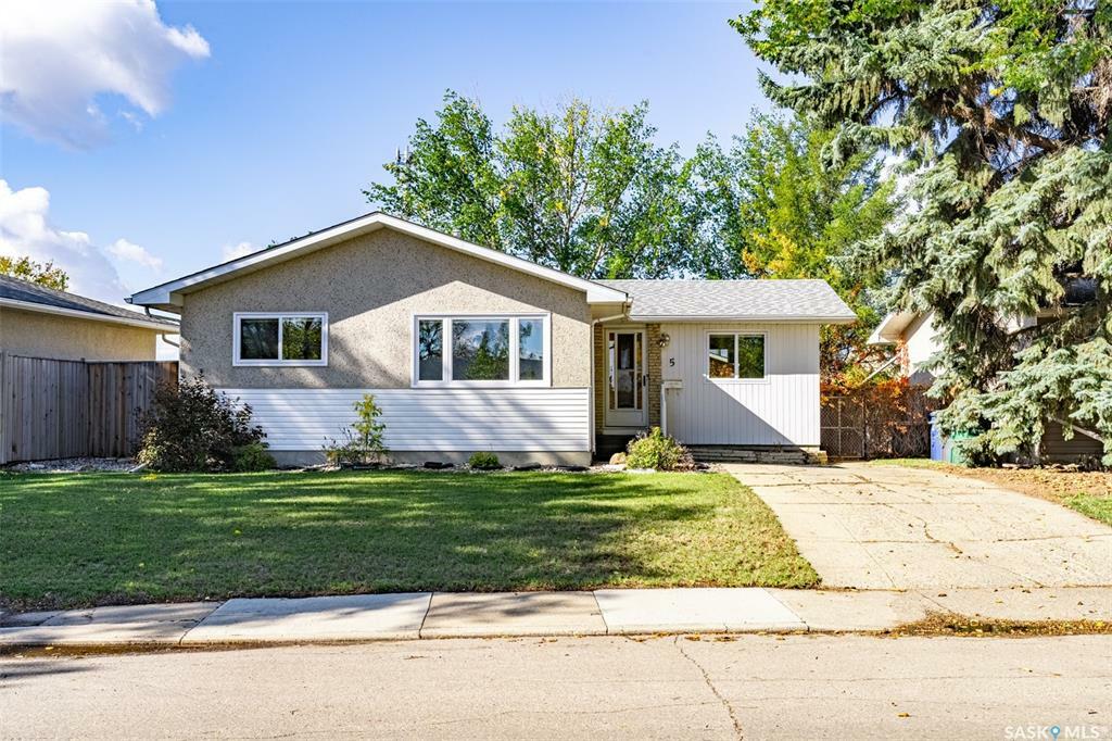 5 Rupert Drive  Saskatoon SK S7K 1B1 photo