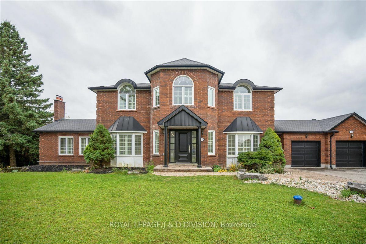 17 Sleepy Hollow Lane  Whitchurch-Stouffville ON L4A 7X4 photo