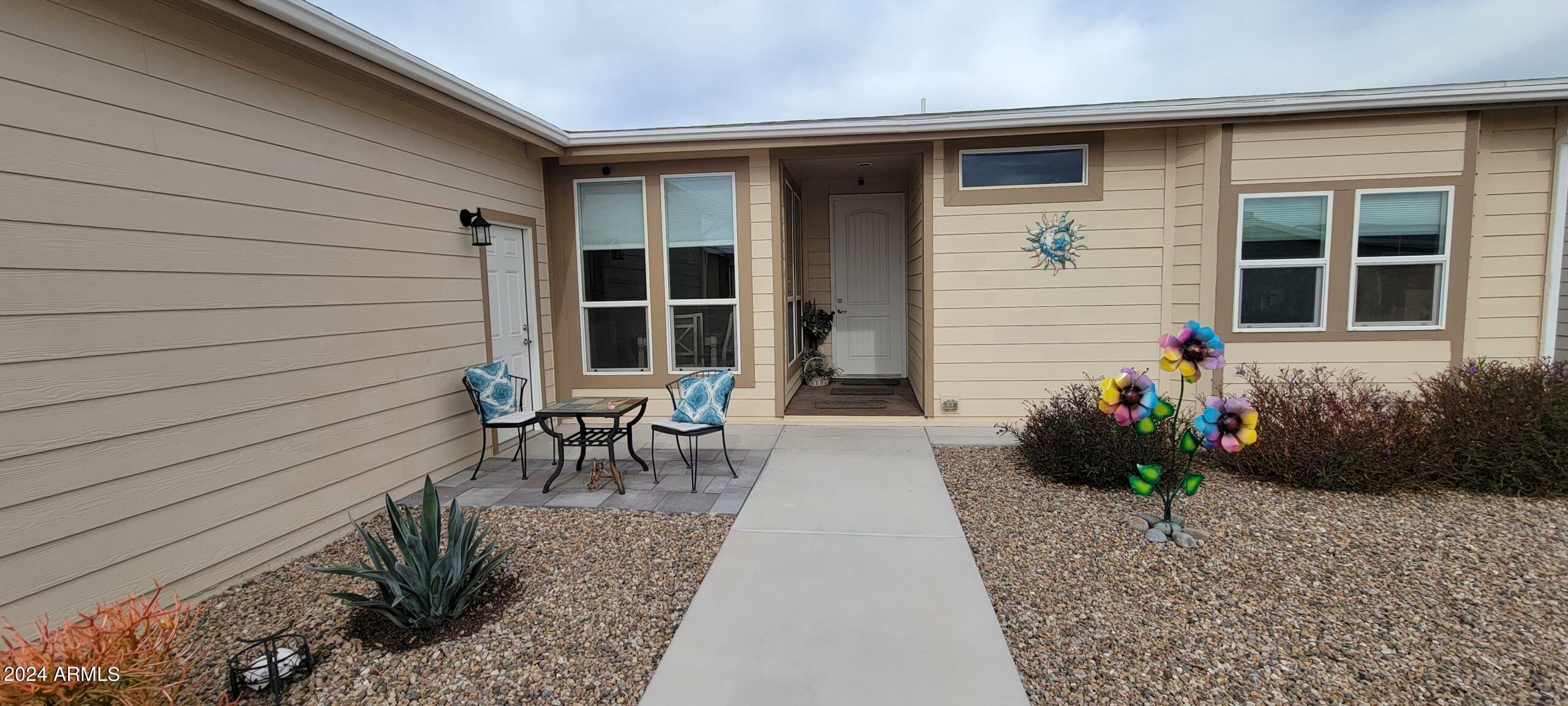 Property Photo:  3301 S Goldfield Road 6045  AZ 85119 