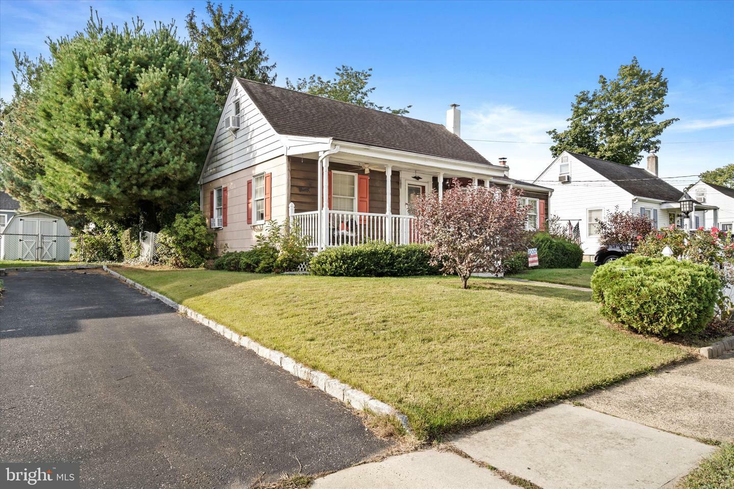 Property Photo:  41 Collins Road  NJ 08619 