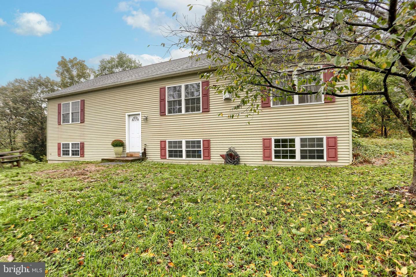 Property Photo:  5612 Erly Road  PA 17024 