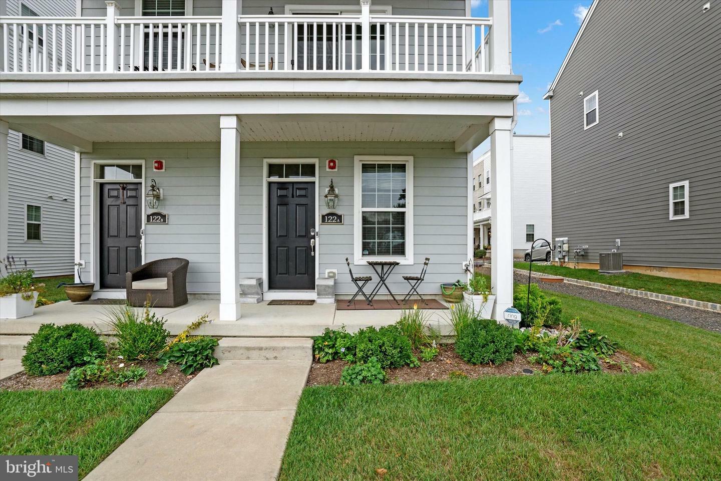 Property Photo:  122 Dock Street A  PA 19020 