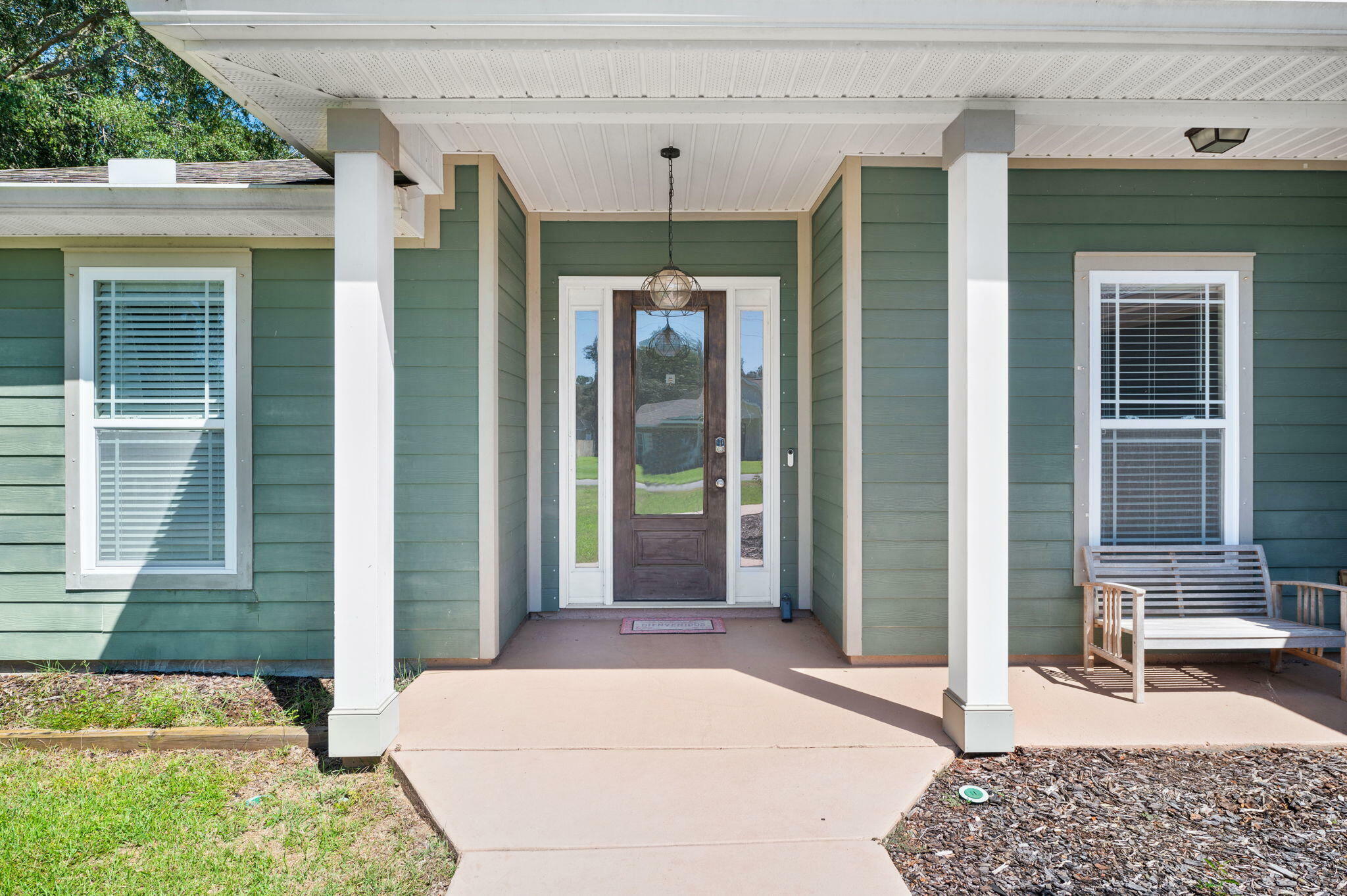 Property Photo: 6882 Brocado Court FL 32566
