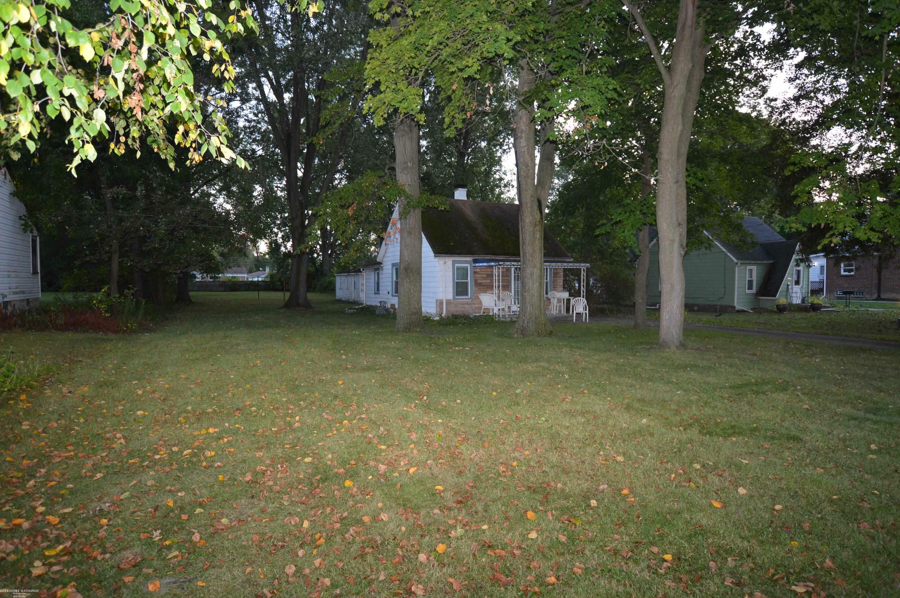 Property Photo:  3448 Dallas Avenue  MI 48091 