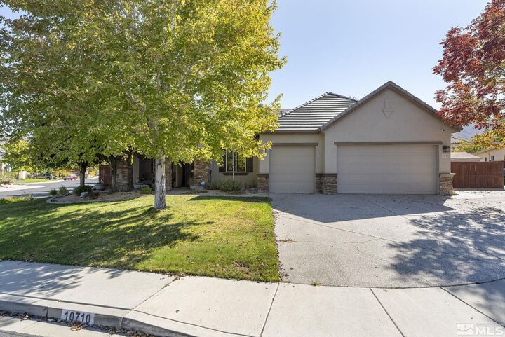 Property Photo:  10710 Ivy Gate  NV 89521 