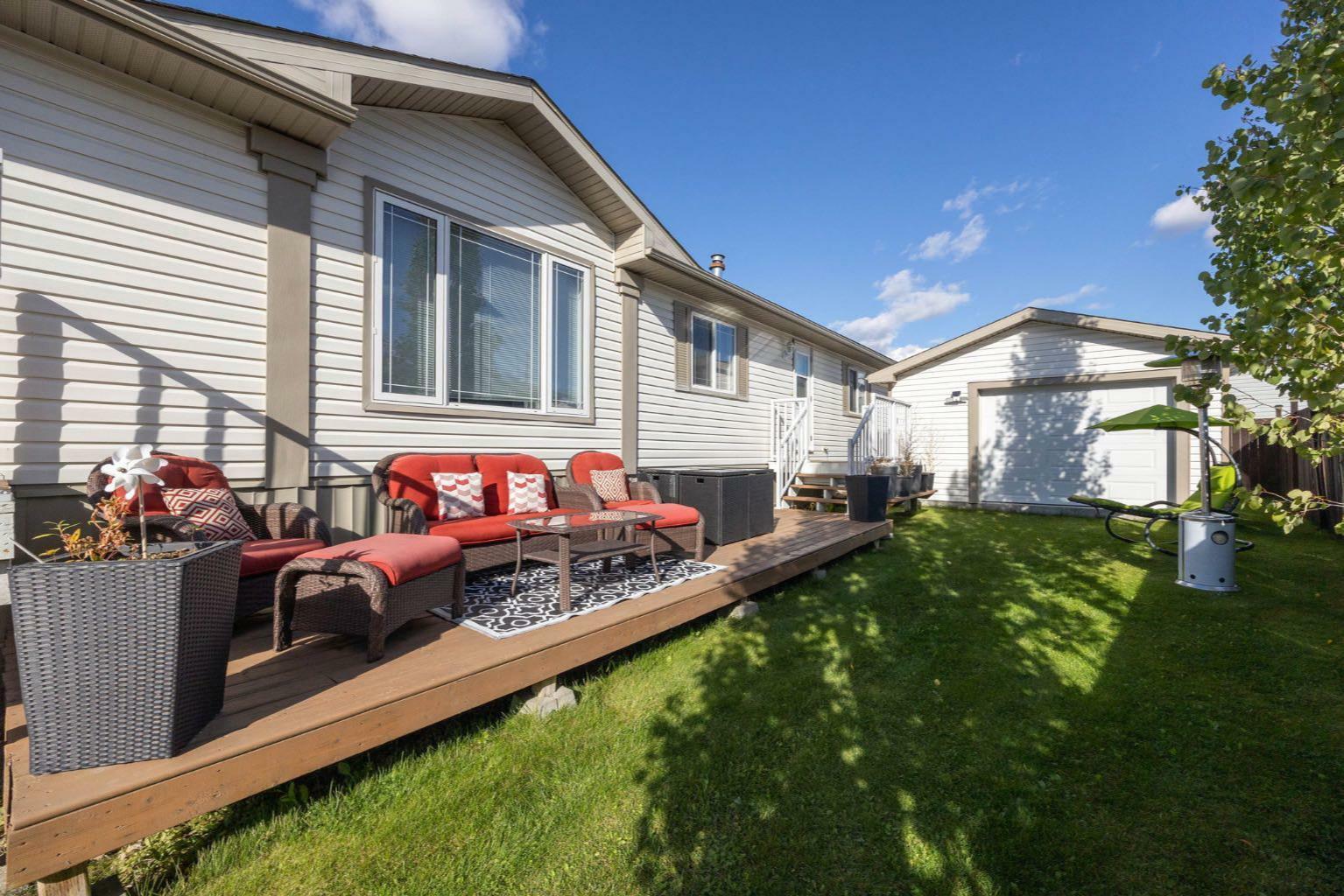 Property Photo:  165 Mitchell Drive  AB T9K 2P1 