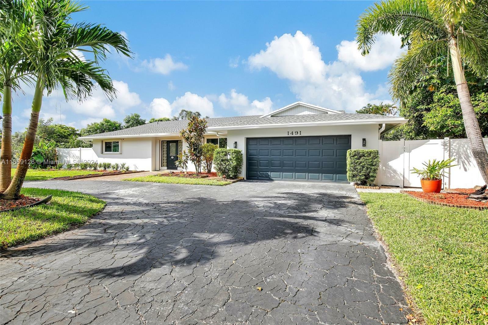 Property Photo:  1491 SW 70th Ter  FL 33317 