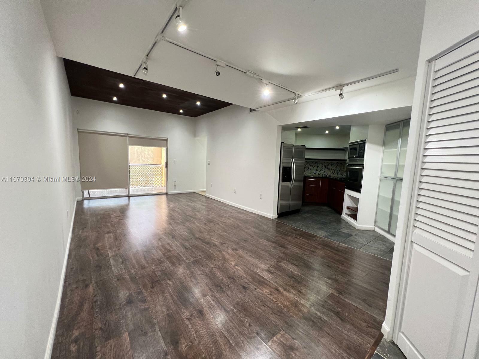 Property Photo:  9715 Fontainebleau Blvd E308  FL 33172 