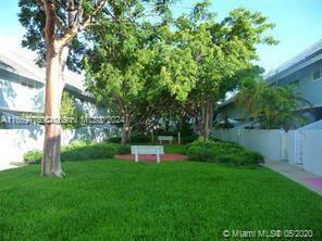 Property Photo:  798 Crandon Blvd 33-C  FL 33149 