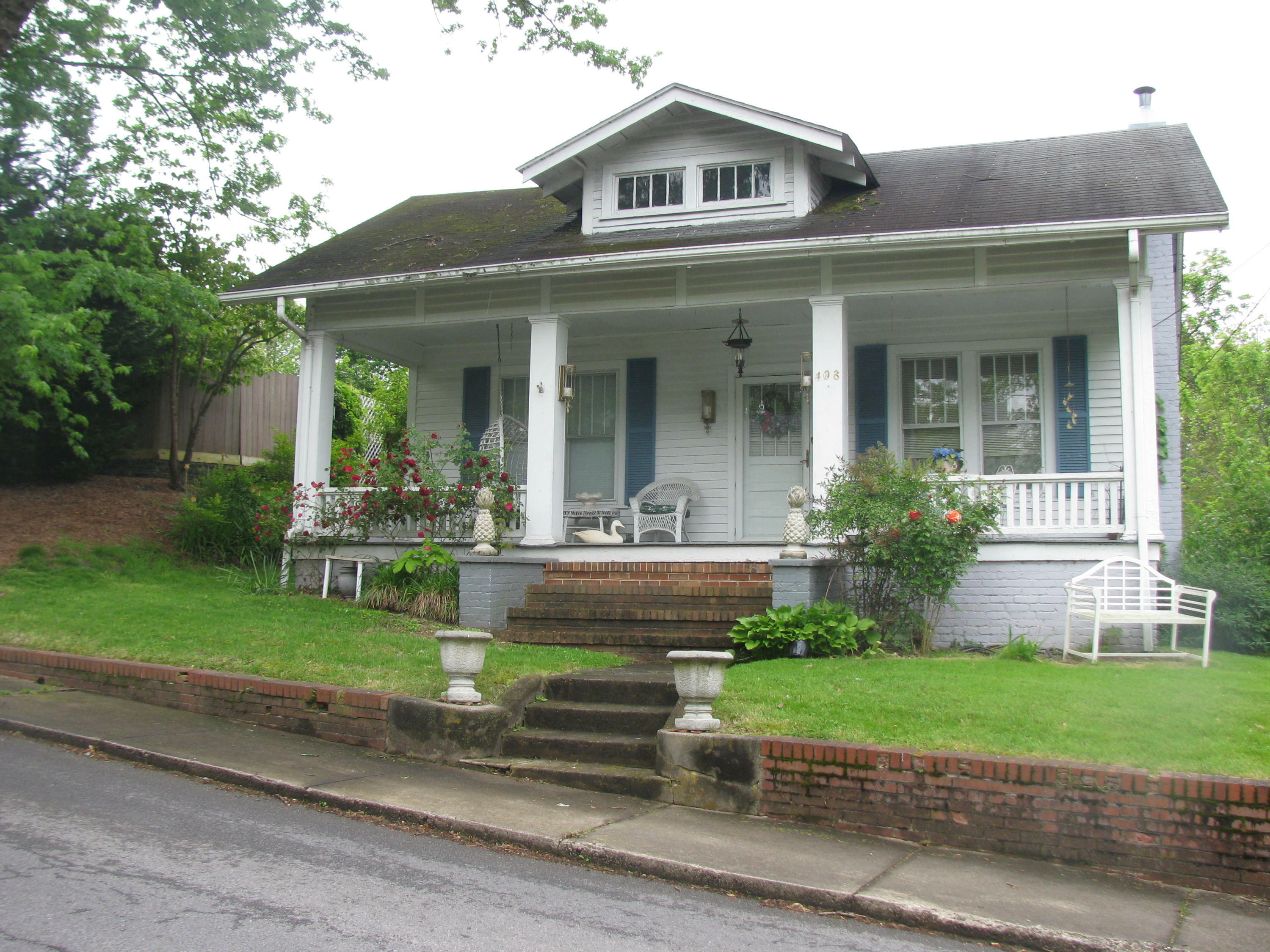 Property Photo:  408 East Cutler Street  TN 37743 