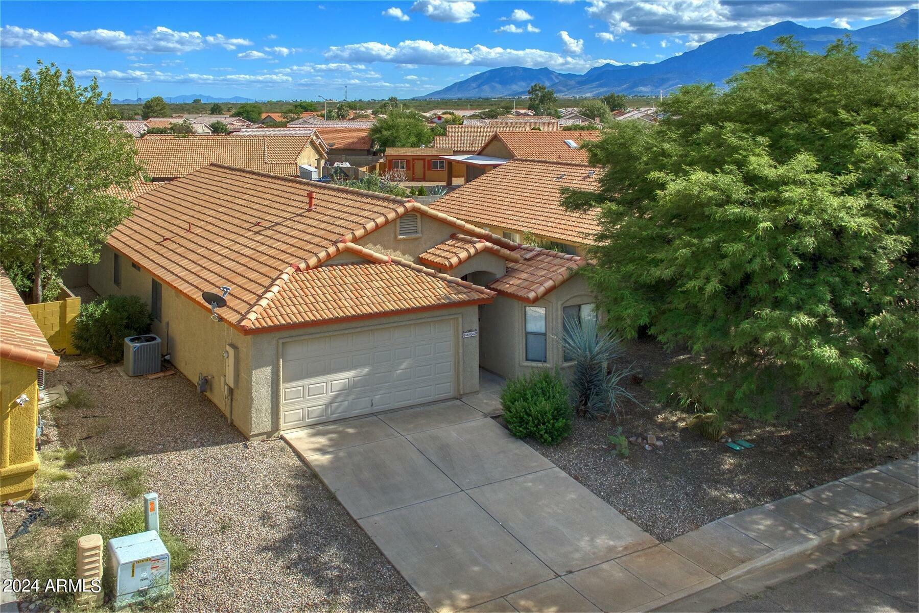 Property Photo: 4652 Calle Vista AZ 85635