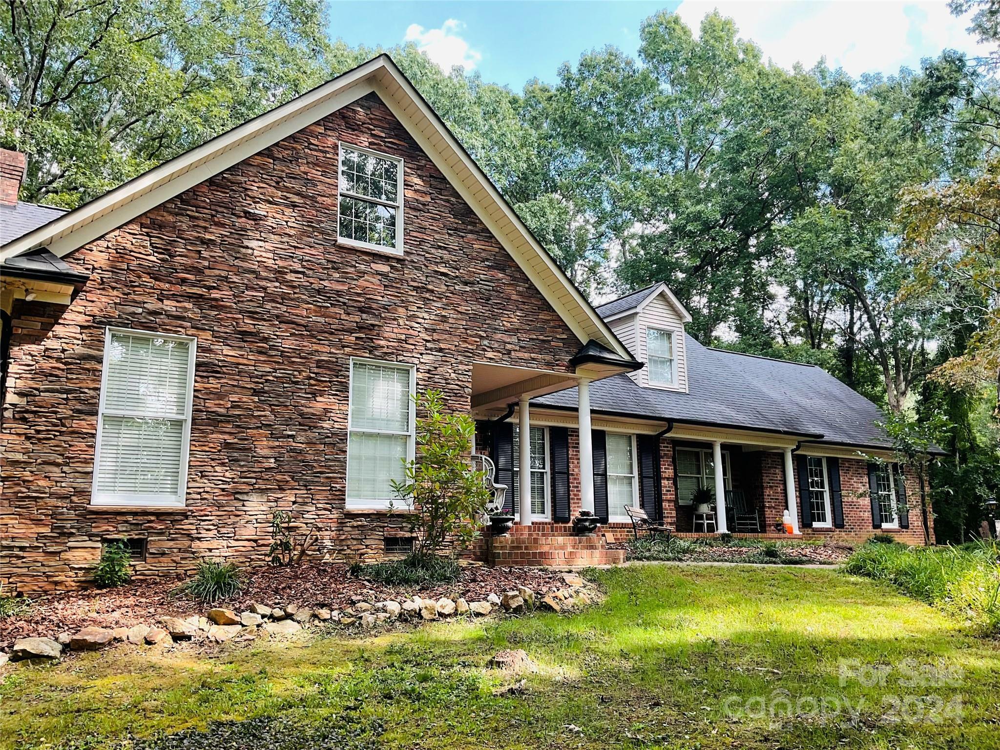 Property Photo:  701 Whippoorwill Lane  NC 28025 