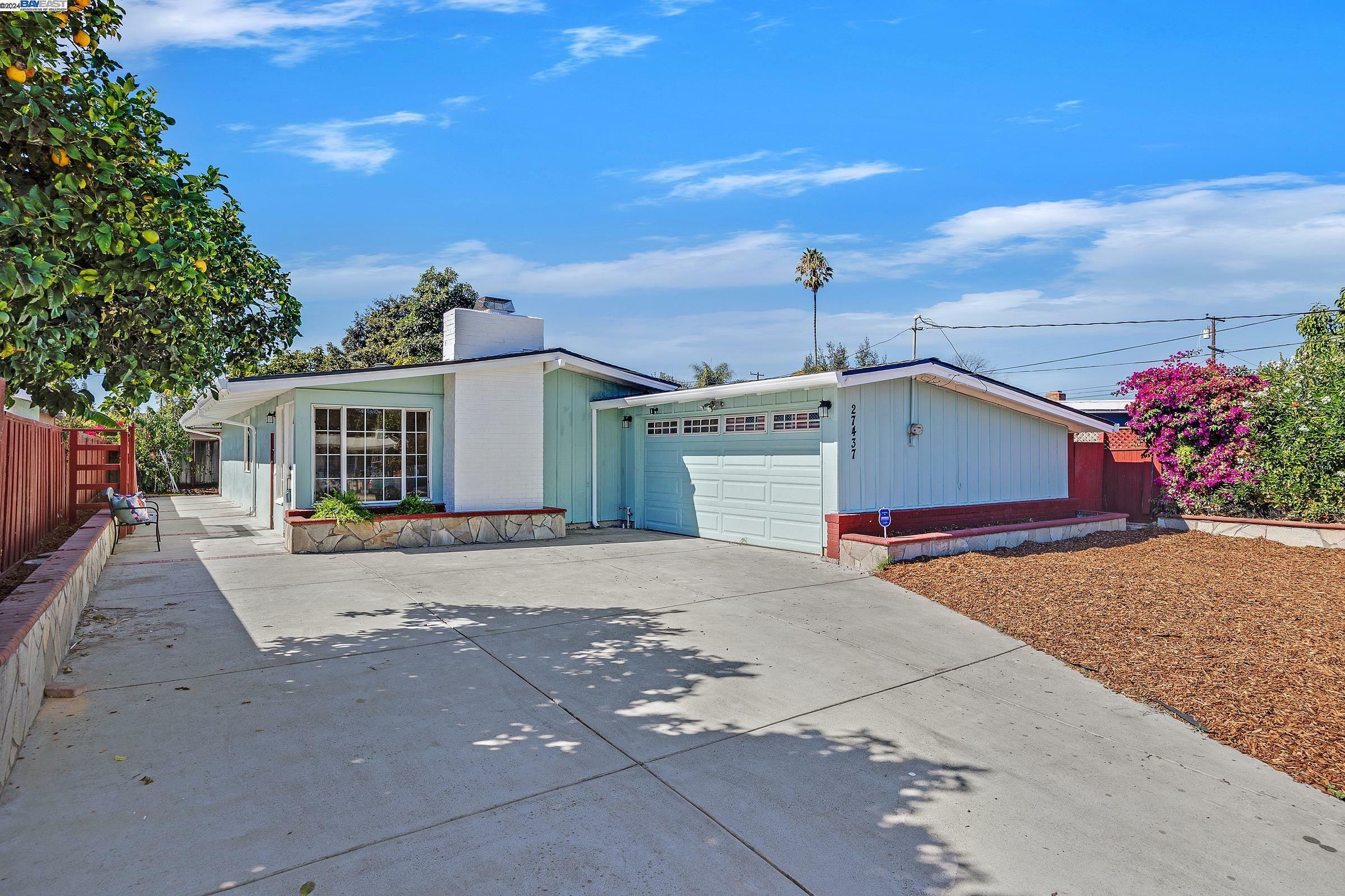 Property Photo:  27437 Lyford Street  CA 94544 