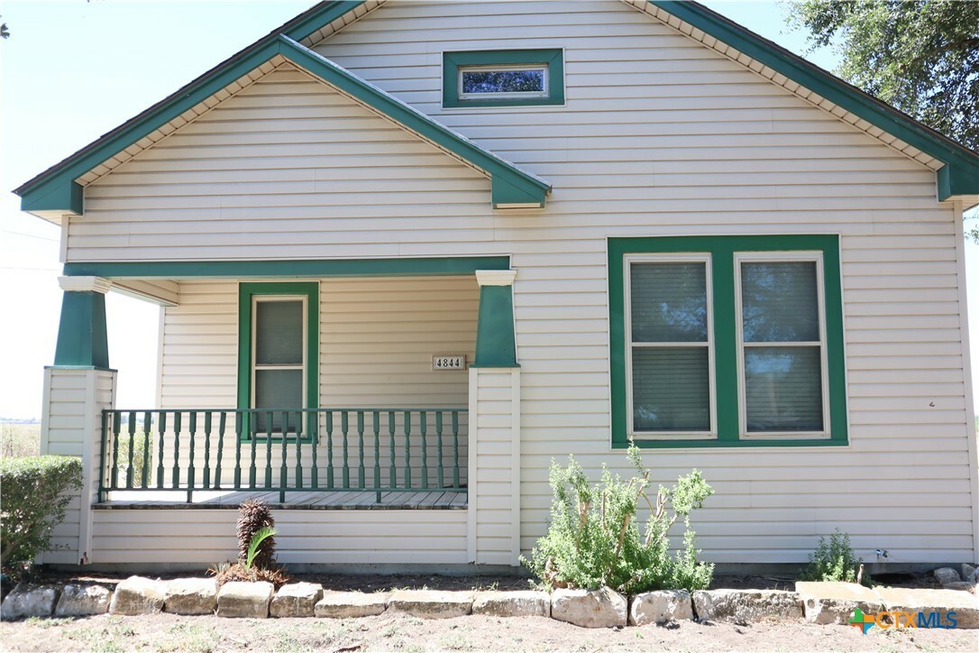 Property Photo: 4844 Huber Road TX 78155