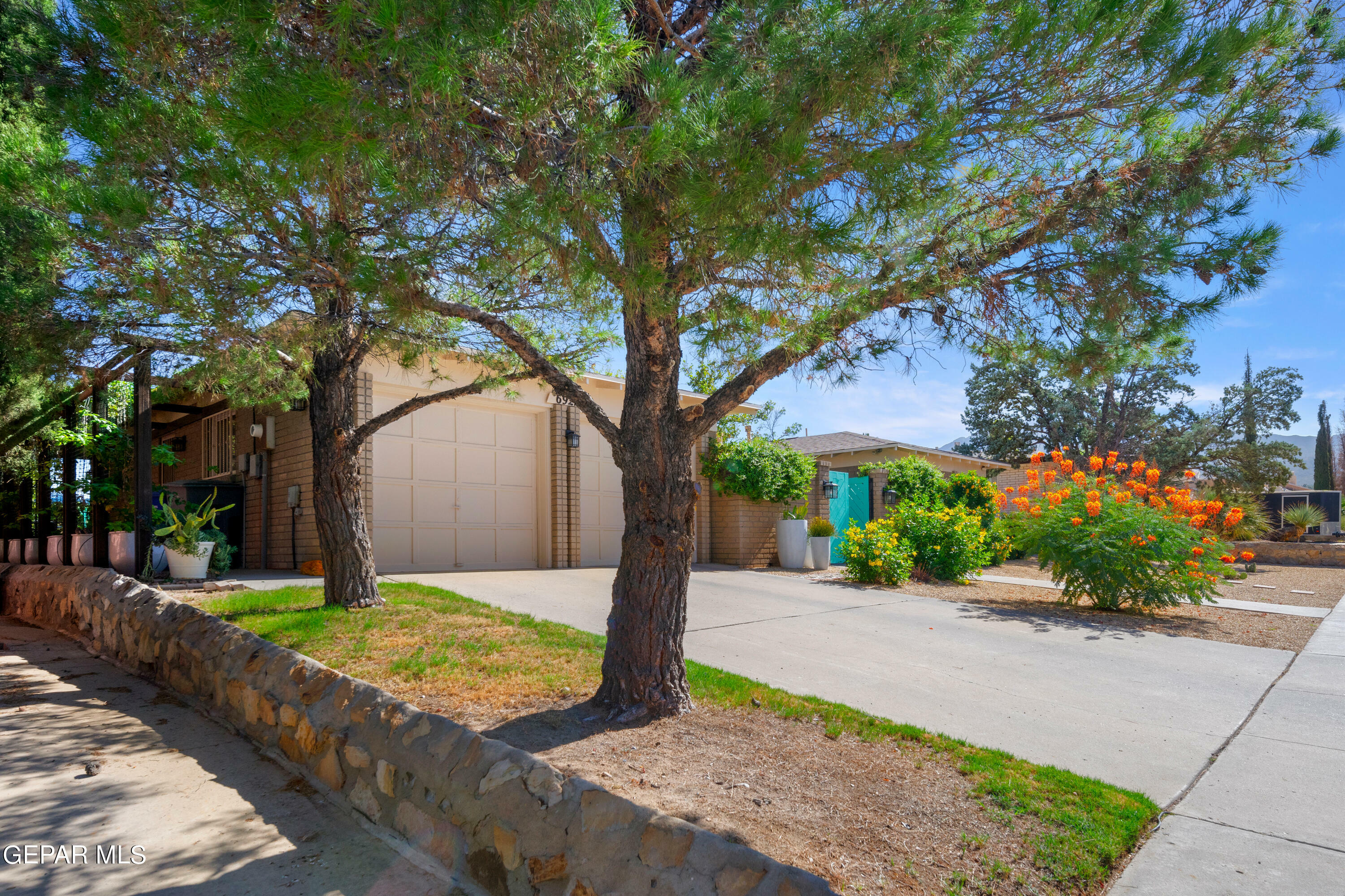 Property Photo:  6921 Orizaba Avenue  TX 79912 