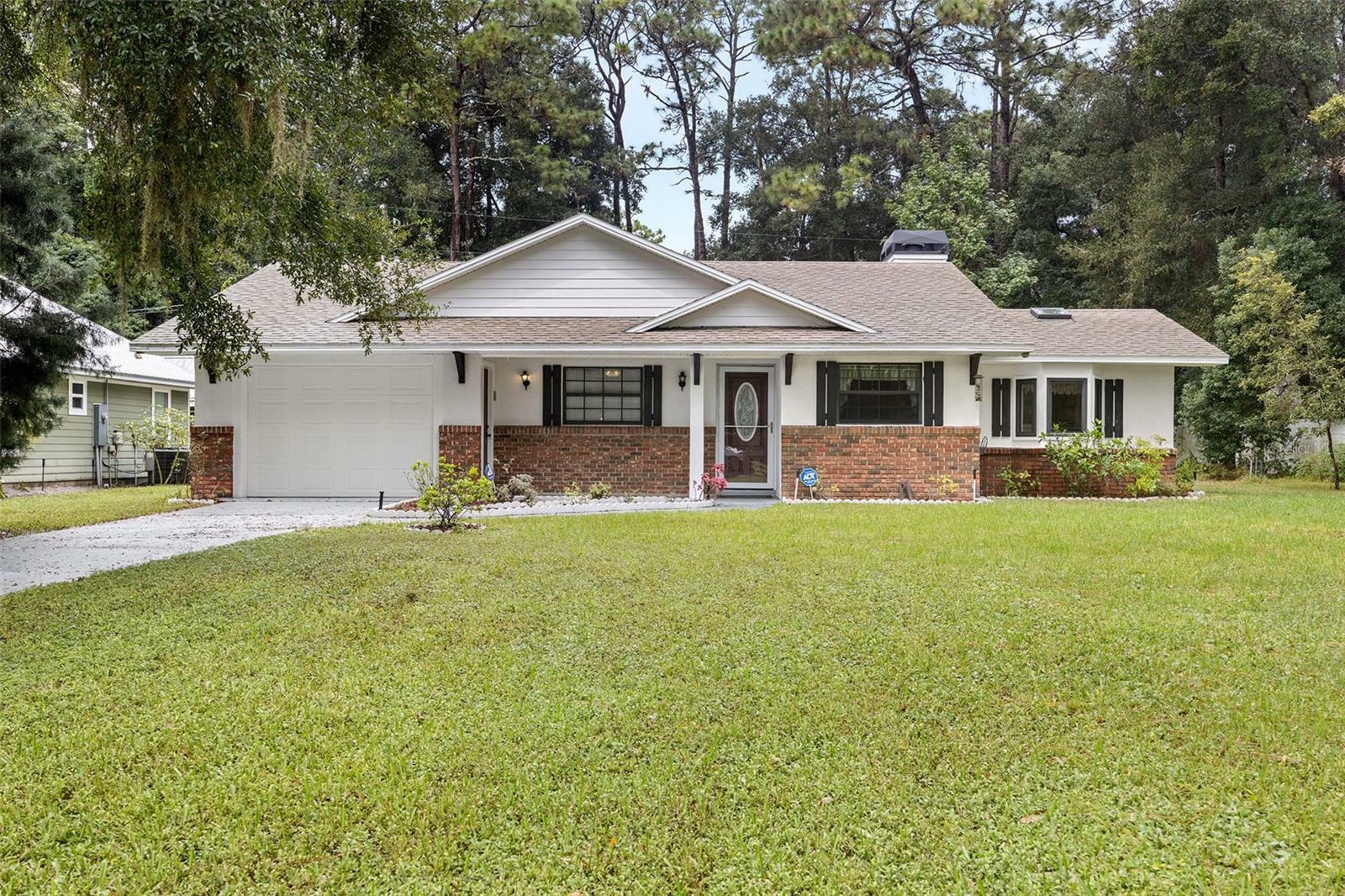 Property Photo:  26225 Troon Avenue  FL 32776 