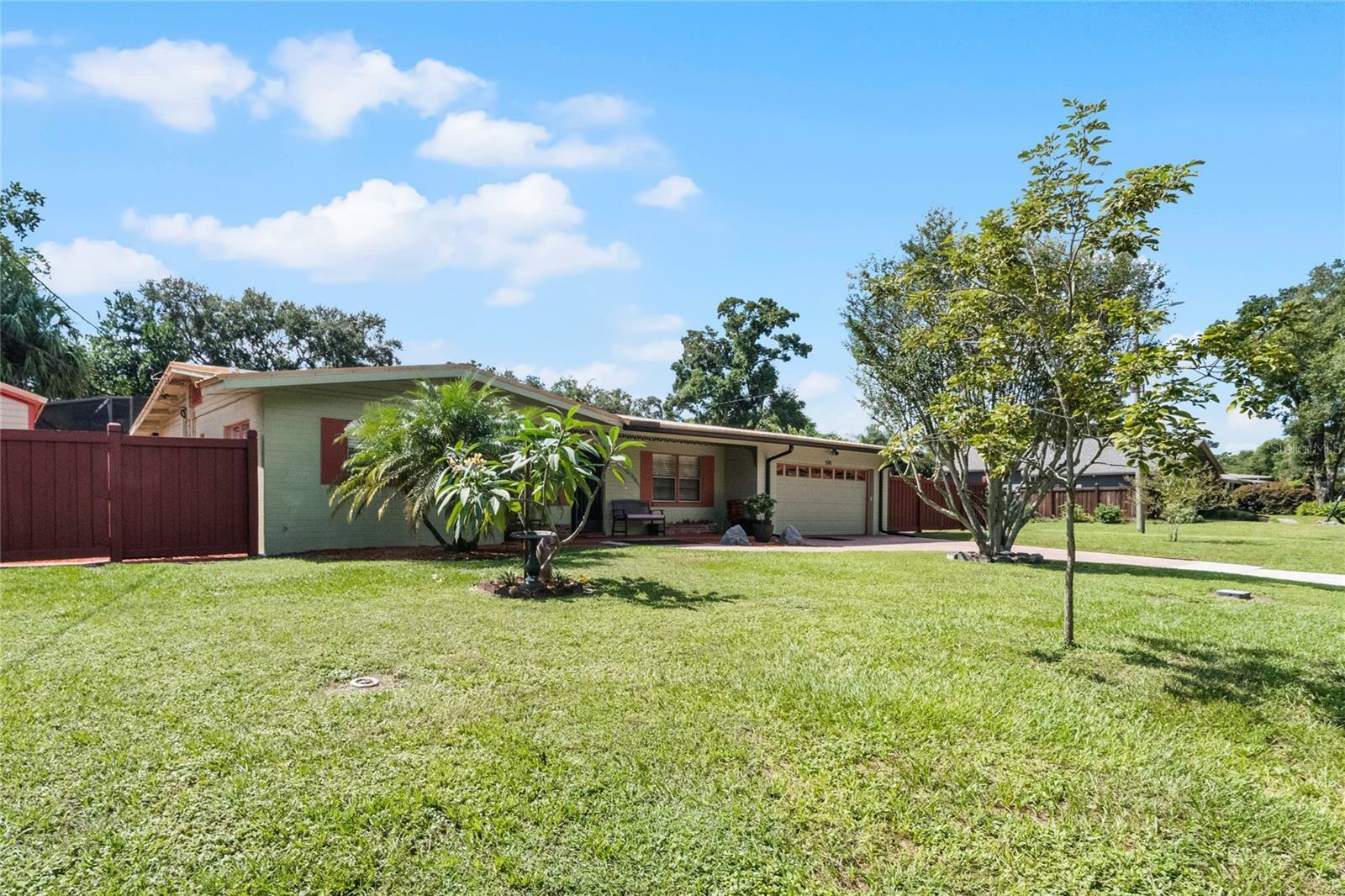 Property Photo:  500 Page Street  FL 32806 