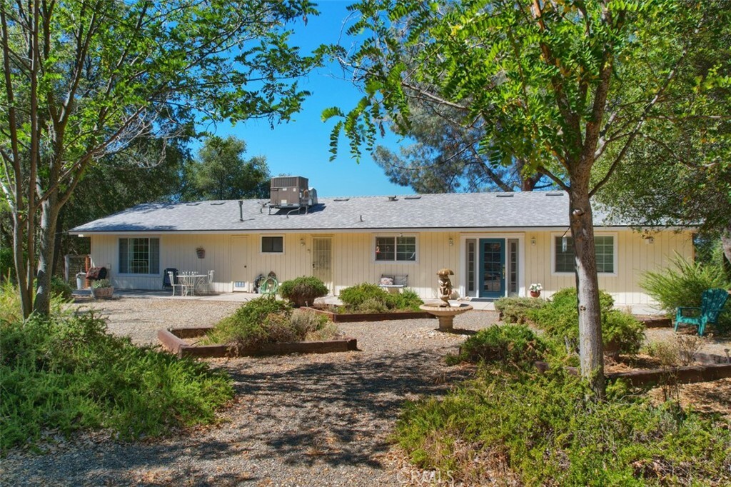 Property Photo:  39406 John West Road  CA 93644 