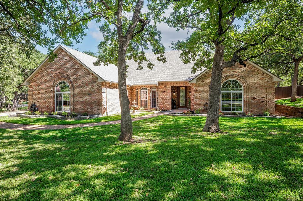 Property Photo:  185 Fawn Hollow Drive  TX 76226 