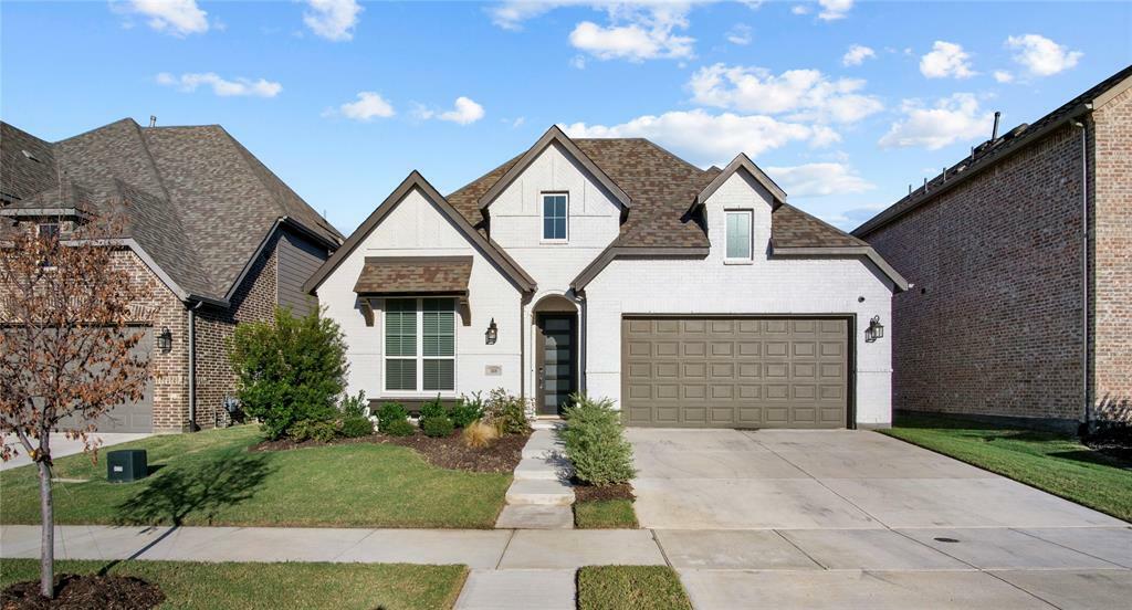 Property Photo:  1416 Chickadee Drive  TX 76226 