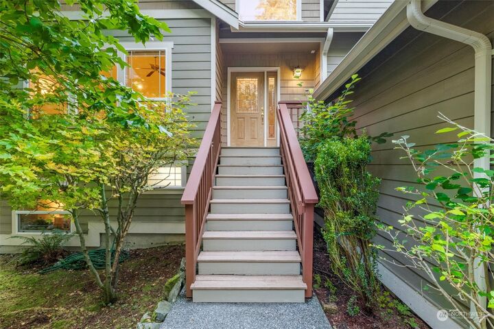 Property Photo: 2 Bracken Place WA 98229