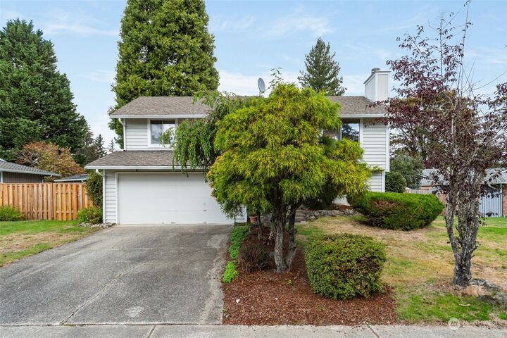 Property Photo:  15518 SE 178th Place  WA 98058 