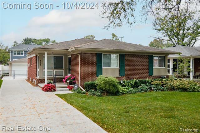 3123 Clawson Avenue  Royal Oak MI 48073 photo