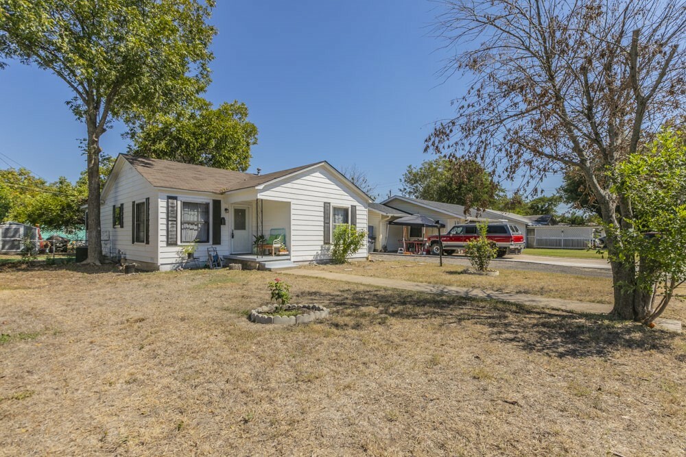 3821 N 21A Street  Waco TX 76708 photo