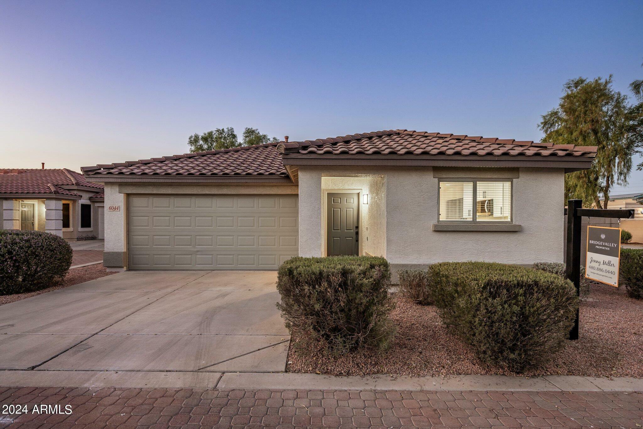 Property Photo:  6044 S Bell Place  AZ 85249 