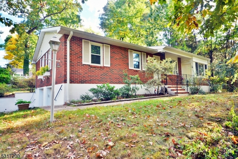 Property Photo:  75 Pine Grove Rd  NJ 07922 