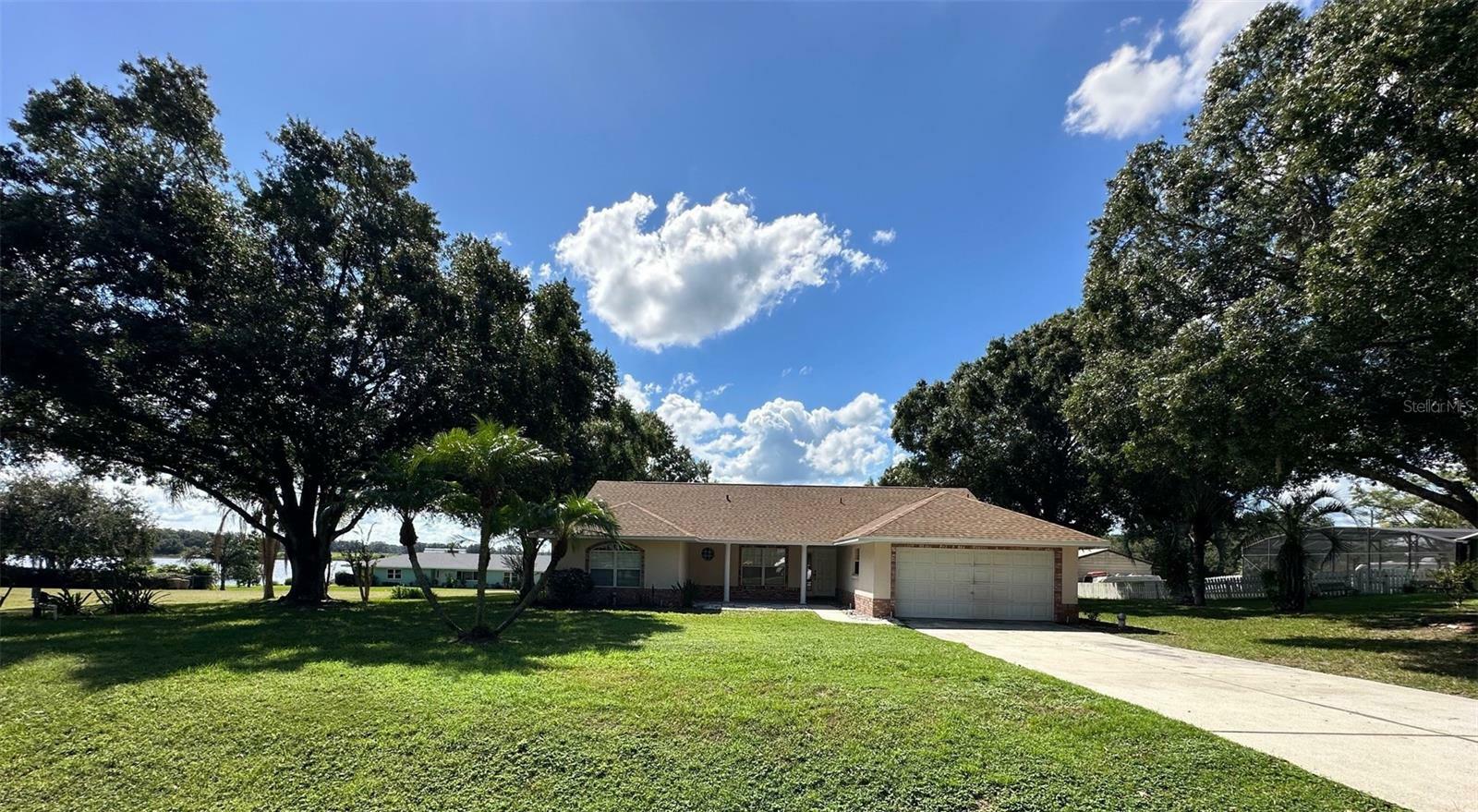 Property Photo:  10926 Point Nellie Drive  FL 34711 