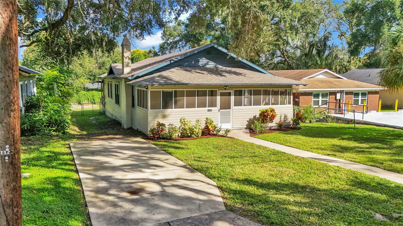 Property Photo:  1127 N Stella Avenue  FL 33805 